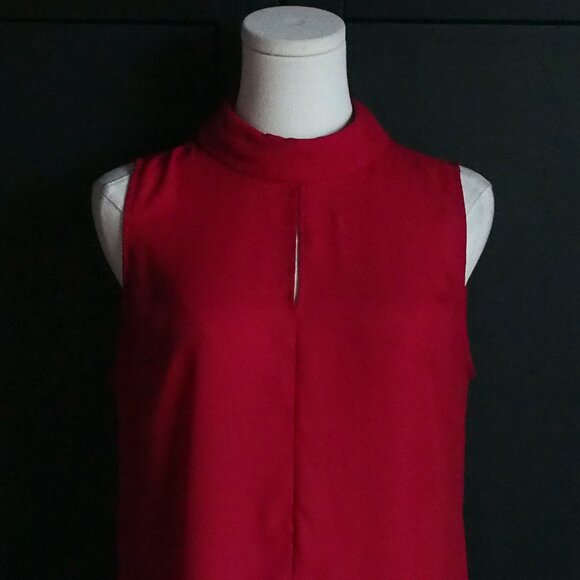 Willow & Thread | Red High Fold Down Collar Sleeveless Blouse - Picture 3 of 9